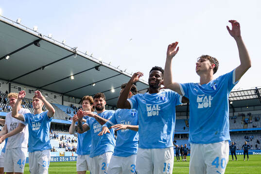Malmö FFs spelare jublar