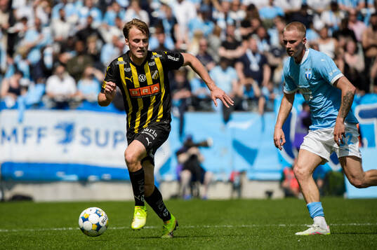 Häckens Sigge Jansson och Malmö FFs Daniel Gudjohnsen