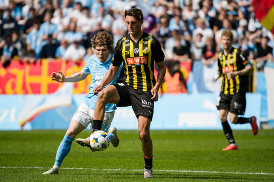 Häckens Silas Andersen och Malmö FFs Oliver Berg