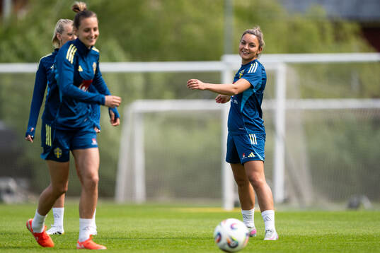 Nathalie Björn and Johanna Rytting Kaneryd of the Swedish