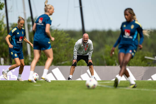Assistant coach Magnus Wikman of the Swedish women’s