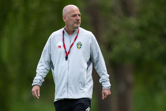 Assistant coach Magnus Wikman of the Swedish women’s
