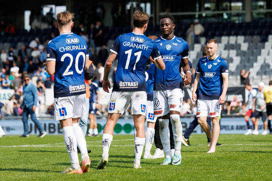 Halmstads Yannick Agnero jublar
