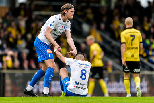 Värnamos Hugo Andersson och Luke Le Roux