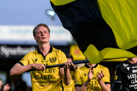 Bläddra bland fler bilder av Fotboll, Allsvenskan, Mjällby - Värnamo