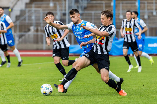 Bläddra bland fler bilder av Fotboll, Superettan, Oddevold - Landskrona