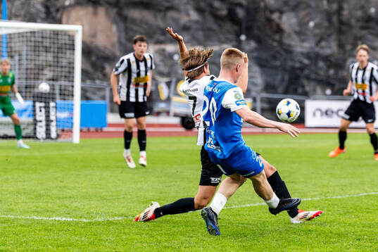 Oddevolds Adam Engelbrektsson skjuter in 1-2
