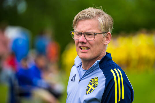 Head coach Anders Bengtsson of Sweden