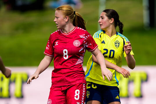 Filippa Sjöström of Sweden celebrates