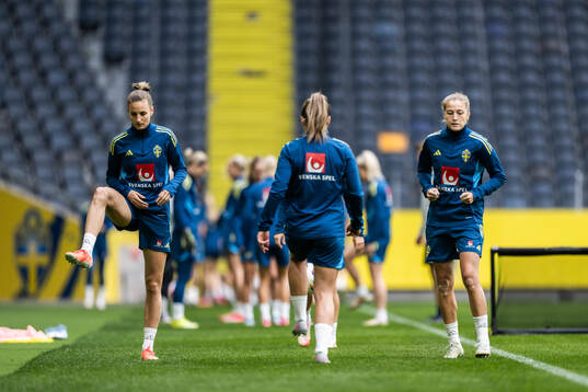Nathalie Björn and Filippa Angeldahl of the Swedish