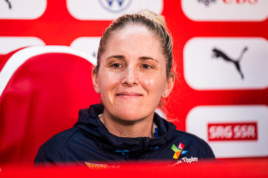 Head coach Gemma Grainger of the Norwegian women's national