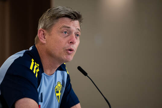 Head coach Jon Dahl Tomasson of the Swedish men's national