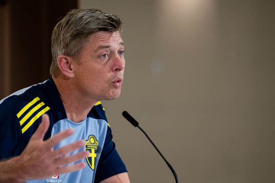 Head coach Jon Dahl Tomasson of the Swedish men's national