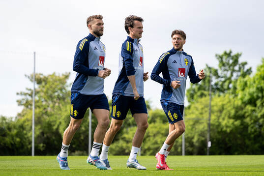 Jesper Karlström, Hjalmar Ekdal and Anton Salétros of the