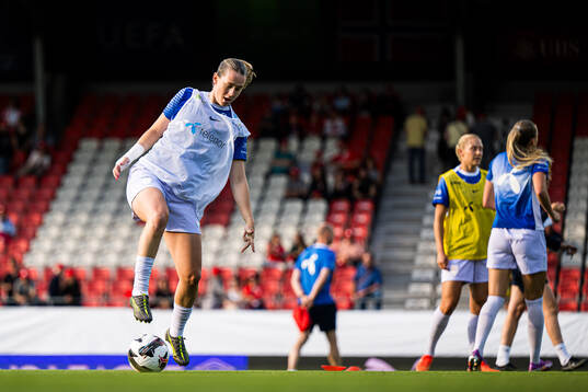 Elisabeth Terland of Norway warms up