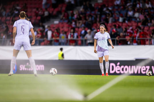 Signe Gaupset of Norway warms up