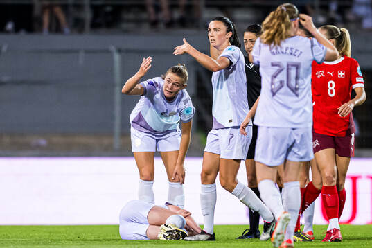 Thea Bjelde of Norway in pain