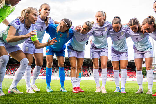 Ada Hegerberg, Guro Reiten, goalkeeper Cecilie