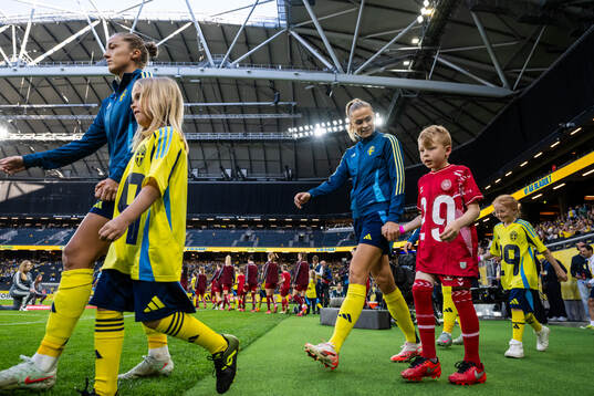 Filippa Angeldahl and Fridolina Rolfö of Sweden