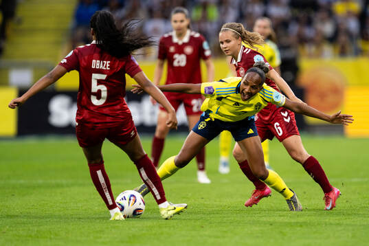 Madelen Janogy of Sweden against Isabella Obaze and