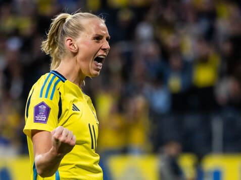 Stina Blackstenius of Sweden celebrates