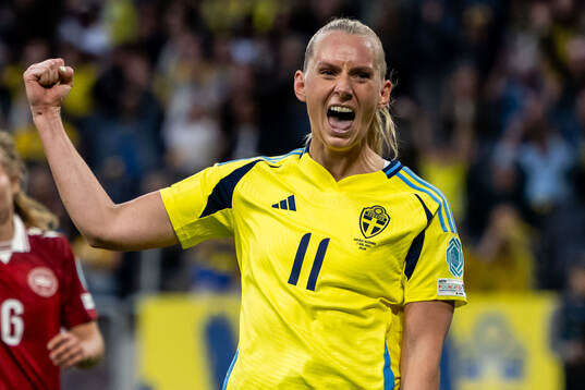 Stina Blackstenius of Sweden celebrates