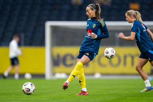 Kosovare Asllani of Sweden