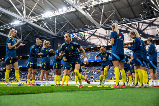 Kosovare Asllani of Sweden
