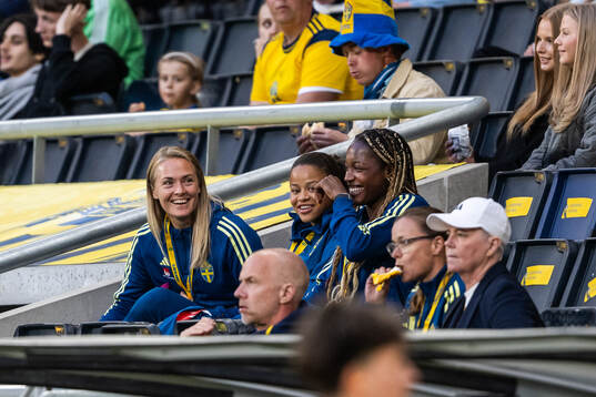 Magdalena Andersson, Felicia Schröder, Evelyn Ijeh and