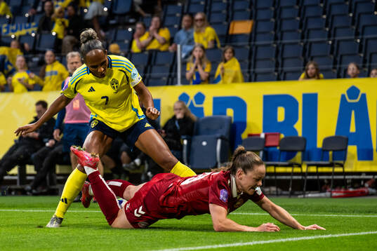 Madelen Janogy of Sweden and Janni Thomsen of Denmark