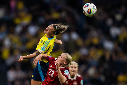 Julia Zigiotti Olme of Sweden and Cornelia Kramer of Denmark