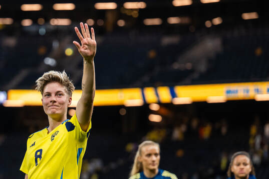 Lina Hurtig of Sweden celebrates