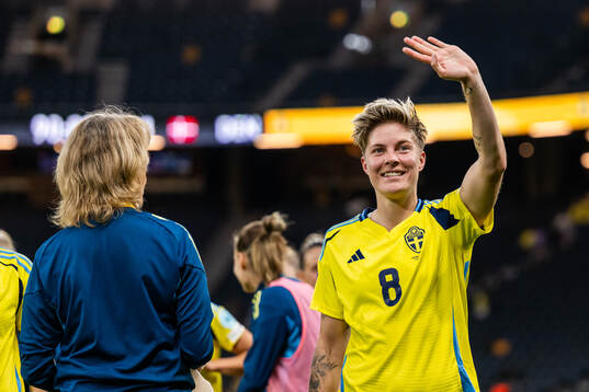 Lina Hurtig of Sweden celebrates