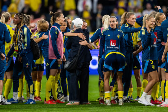Julia Zigiotti Olme and team manager Marika Domanski Lyfors