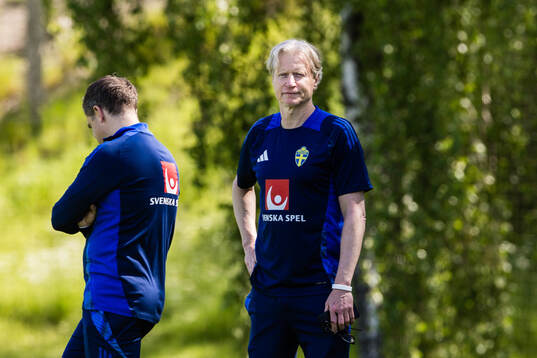 Team manager Stefan Pettersson of the Swedish men's
