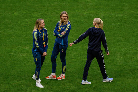 Magdalena Eriksson and Fridolina Rolfö of Sweden with