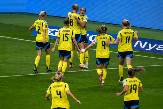 Filippa Angeldahl of Sweden celebrates with team mates