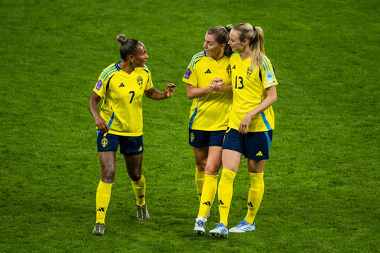 Madelen Janogy, Linda Sembrant and Amanda Ilestedt of Sweden