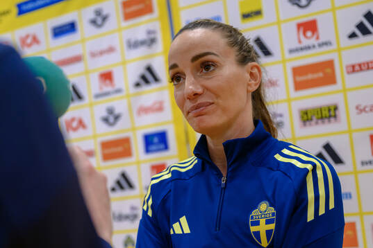 Kosovare Asllani of Sweden