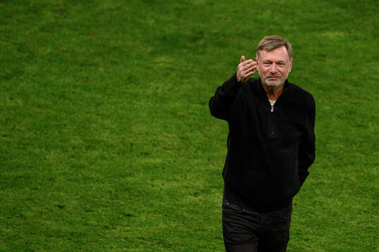 Head coach Peter Gerhardsson of Sweden