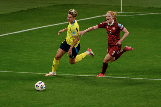 Lina Hurtig of Sweden and Stine Ballisager of Denmark
