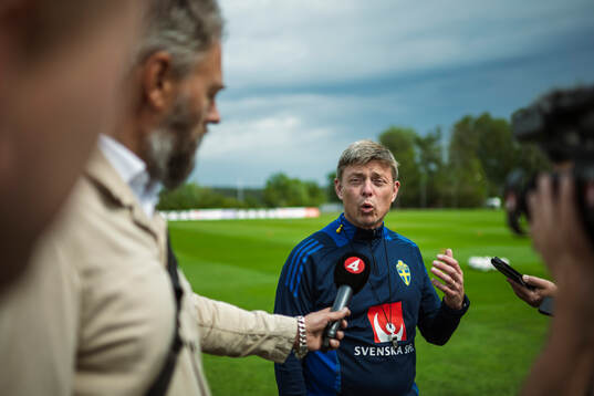 Head coach Jon Dahl Tomasson of the Swedish national