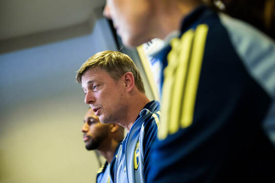 Head coach Jon Dahl Tomasson of the Swedish national
