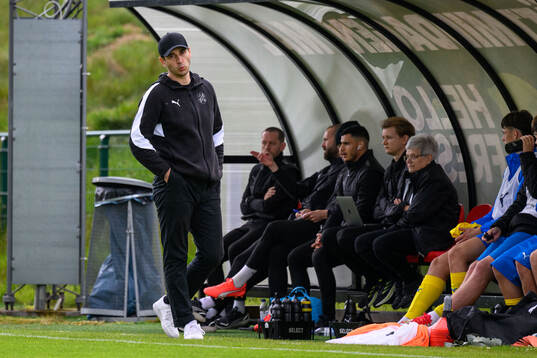 Eskilsminnes tränare Izet Kaljic deppar