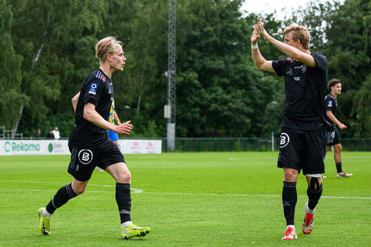 Ängelholms Leo Hedenberg jublar