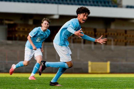 Malmö FFs Leon Da Silva jublar