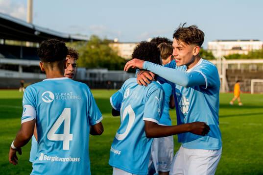 Malmö FFs Sakariya Osman jublar
