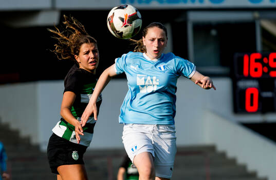 Sporting CPs Maria Alves och Malmö FFs Leonora Ferizi