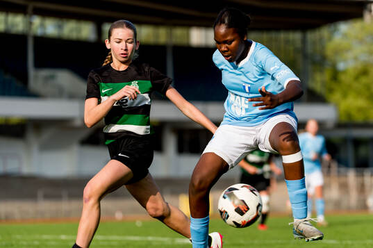 Malmö FFs Manar Salih och Sporting CPs Rafaela Soares