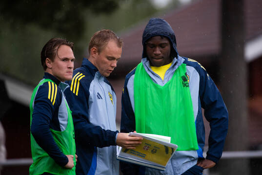 under P18-landskampen i fotboll mellan Sweden och Serbien